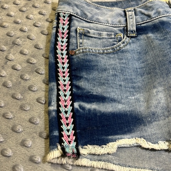 Arizona Light Blue aztec trim Distressed Denim Shorts 5 - Picture 8 of 8
